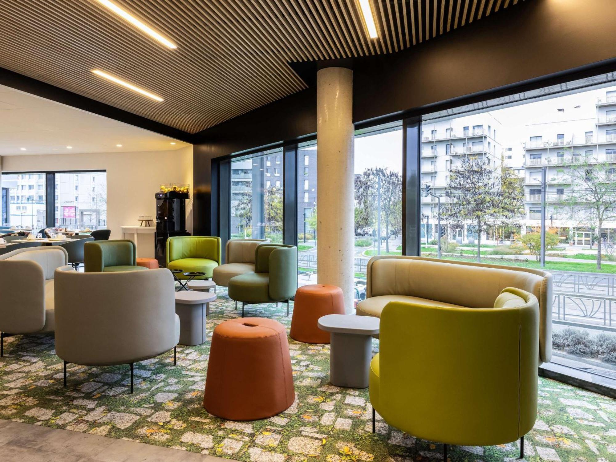 Ibis Styles Bezons Paris La Defense Hotell Exteriör bild