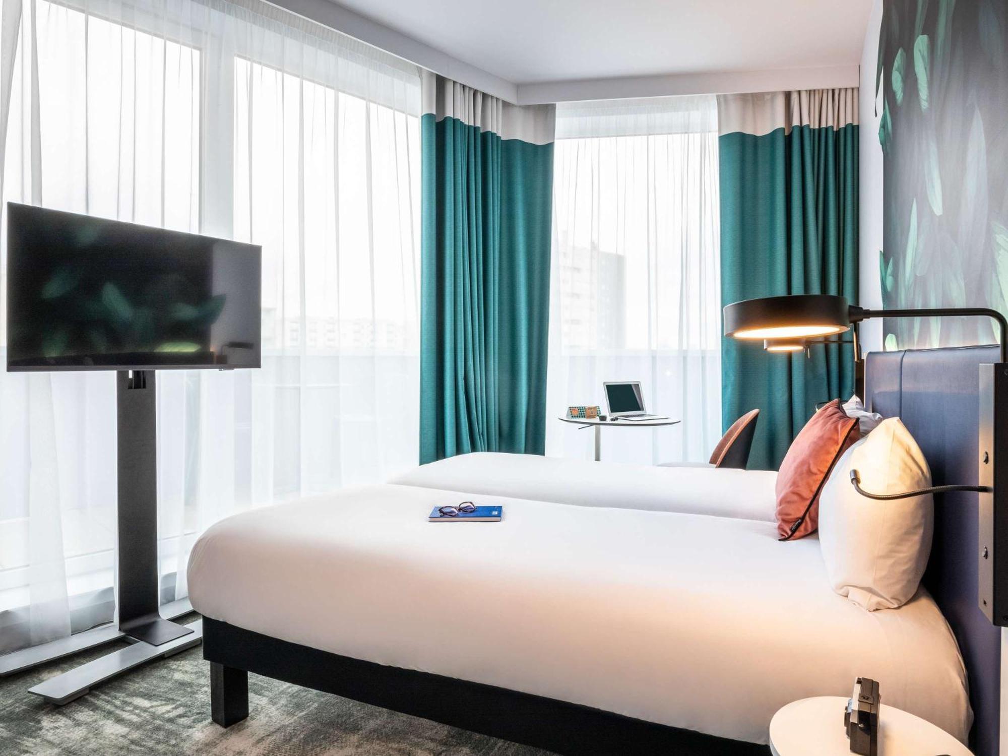 Ibis Styles Bezons Paris La Defense Hotell Exteriör bild